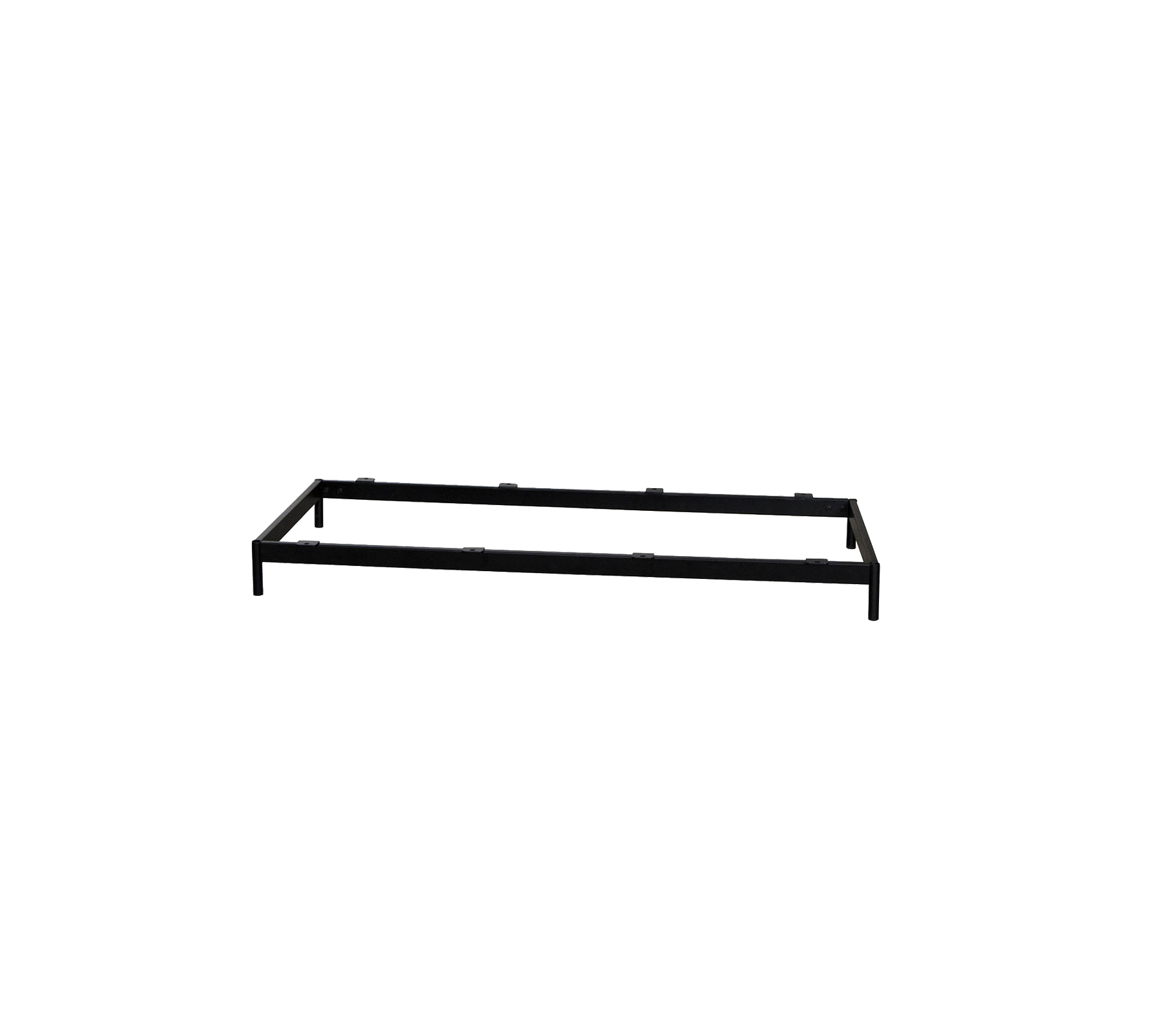 Metallbettgestell in schlichter rechteckiger Form, mit einer eleganten schwarzen Oberfläche für vielseitige Dekorationskompatibilität.