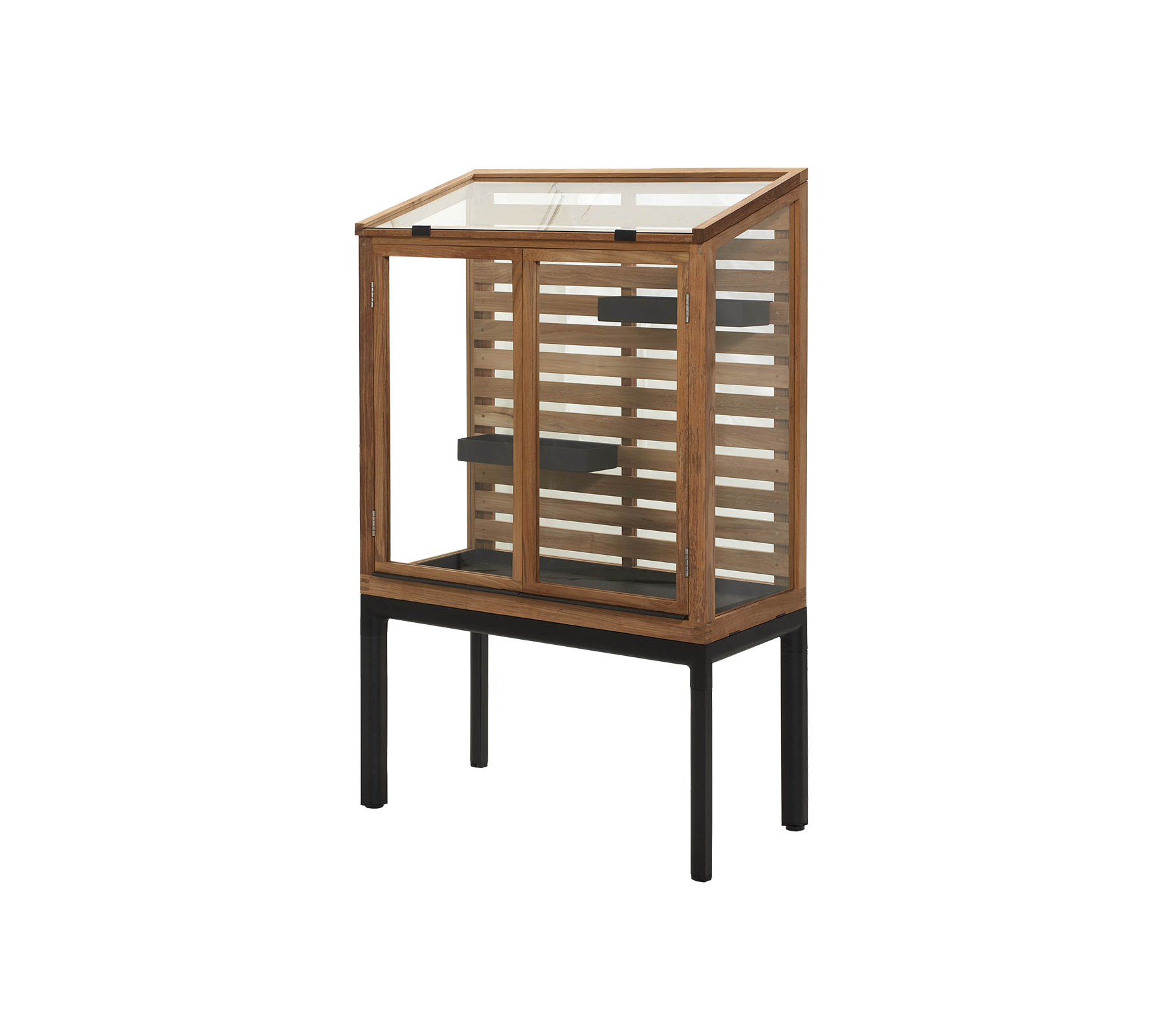 Stilvolles Vitrinenschrank mit einem Holzrahmen im Lamellen-Design und einer Glastür, ideal zum Präsentieren von Gegenständen.