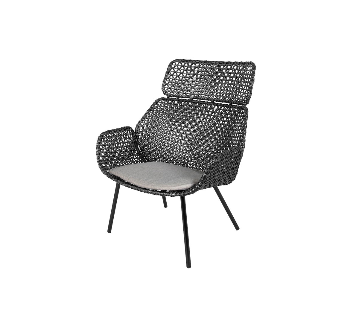 Stilvoller Stuhl mit geflochtenem Design und gepolstertem Sitz, der eine moderne Silhouette und stabile Beine für Komfort und Unterstützung bietet.