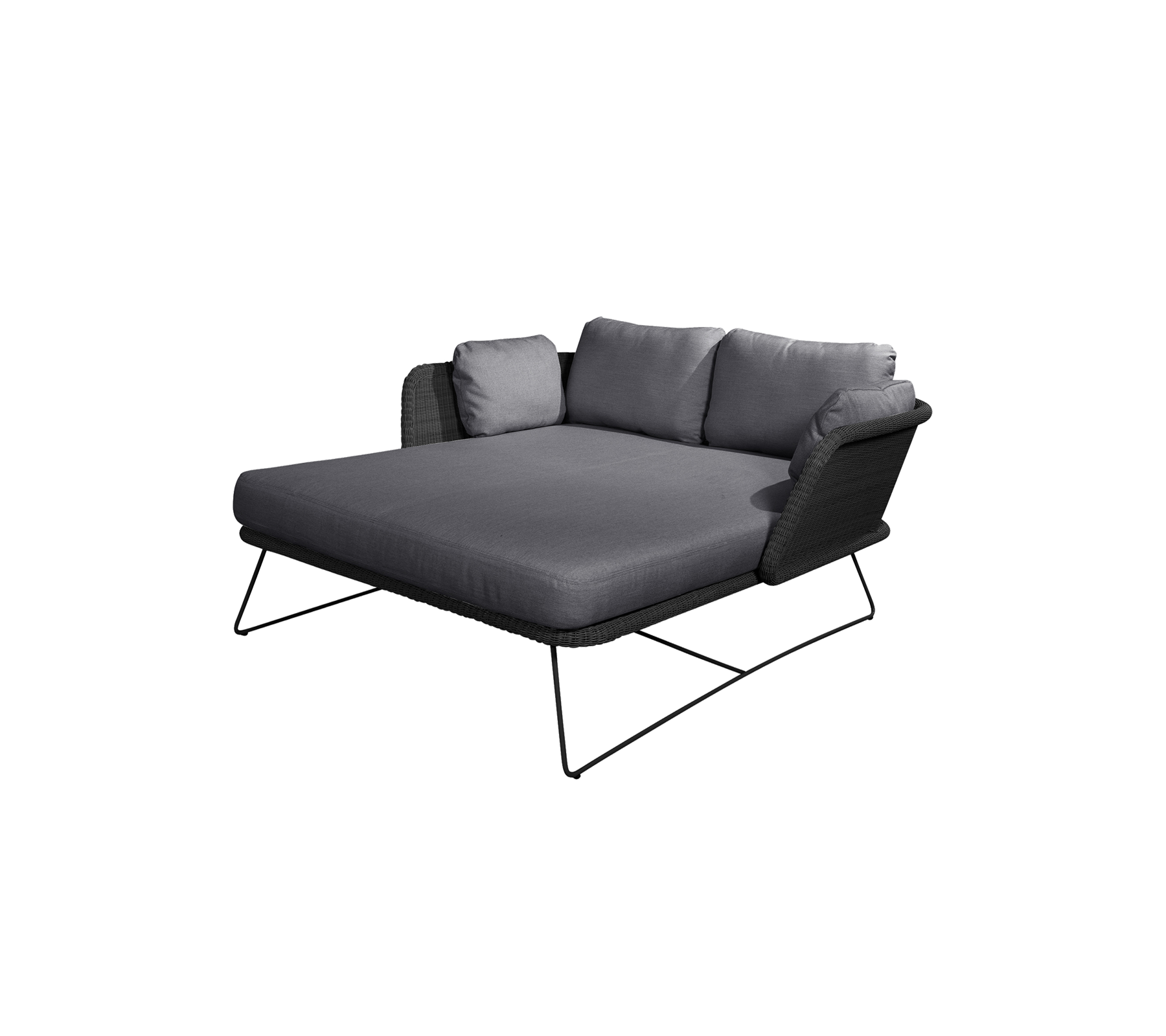 Stilvoller grauer Loungesessel mit plüschigen Kissen und schlanken Metallbeinen, perfekt zum Entspannen.