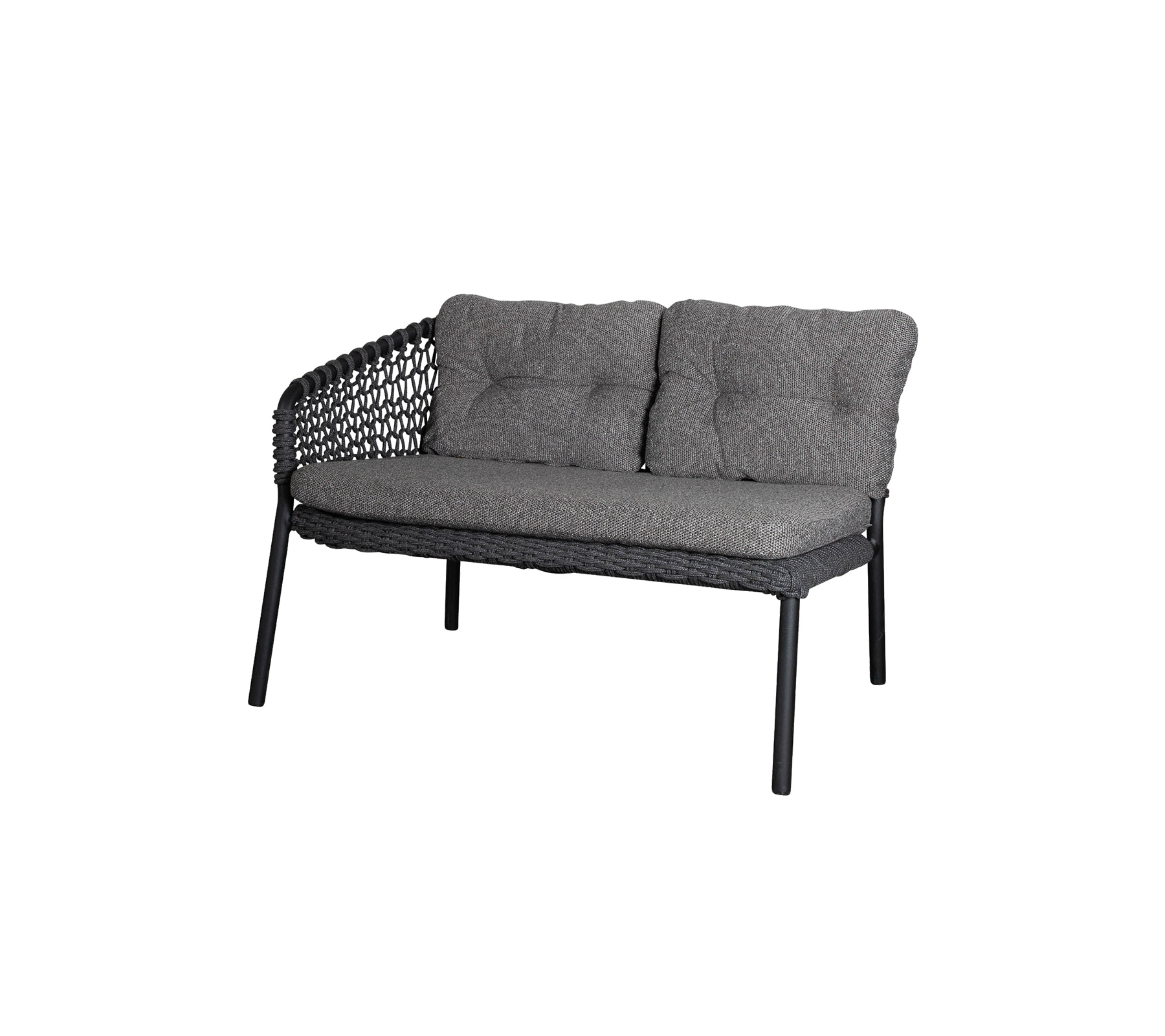 Zweisitzer-Sofa mit einem grauen gepolsterten Sitz und einer stilvollen gewebten Rückenlehne, designed für Komfort und moderne Ästhetik.