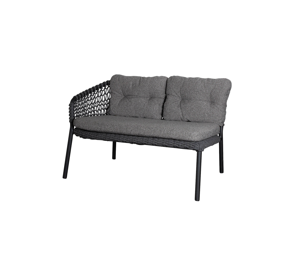 Zweisitzer-Sofa mit einem grauen gepolsterten Sitz und einer stilvollen gewebten Rückenlehne, designed für Komfort und moderne Ästhetik.