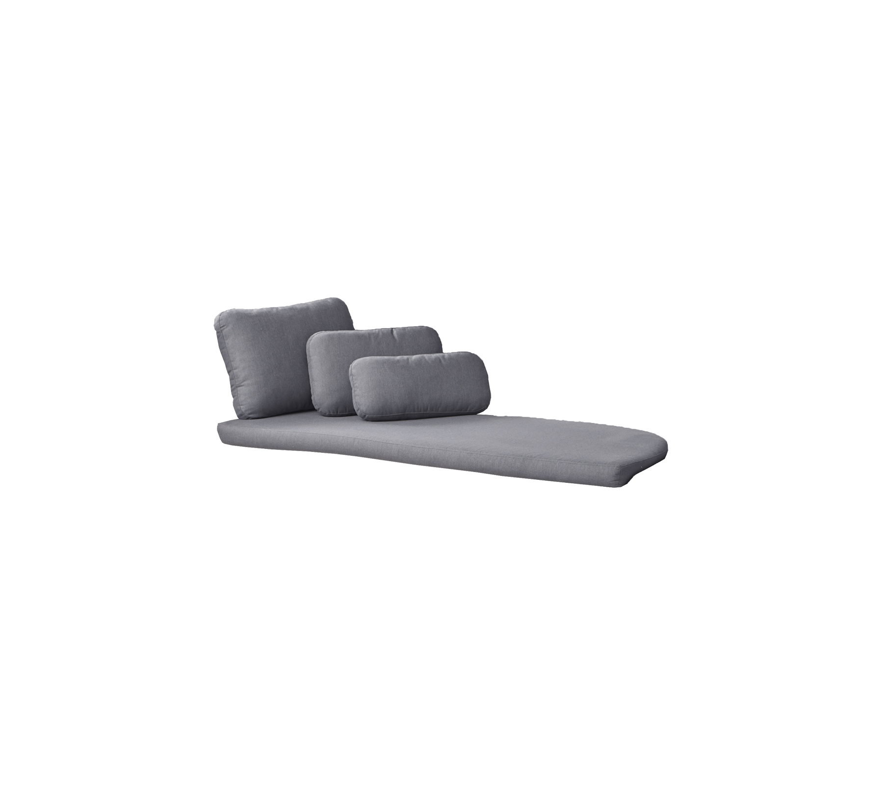 Moderne graue Chaiselong mit drei plüschigen Kissen, die ein schlankes und bequemes Design zur Entspannung bietet.