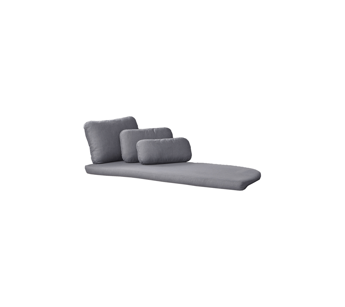 Moderne graue Chaiselong mit drei plüschigen Kissen, die ein schlankes und bequemes Design zur Entspannung bietet.