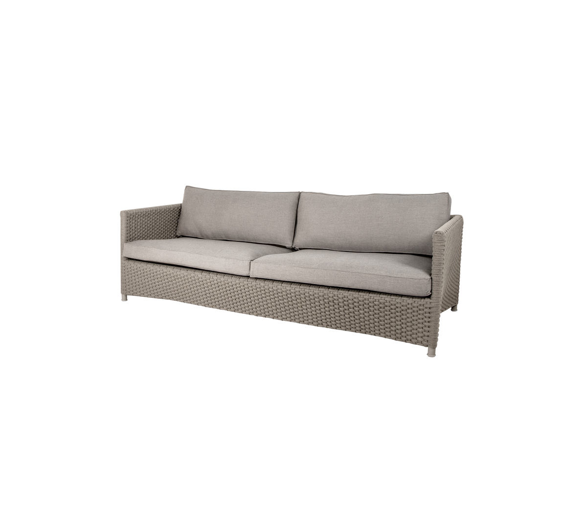 Stylische, moderne Couch mit einem hellgrauen Kissen und gewebter Textur, die komfortable Sitzgelegenheiten für mehrere Personen bietet.