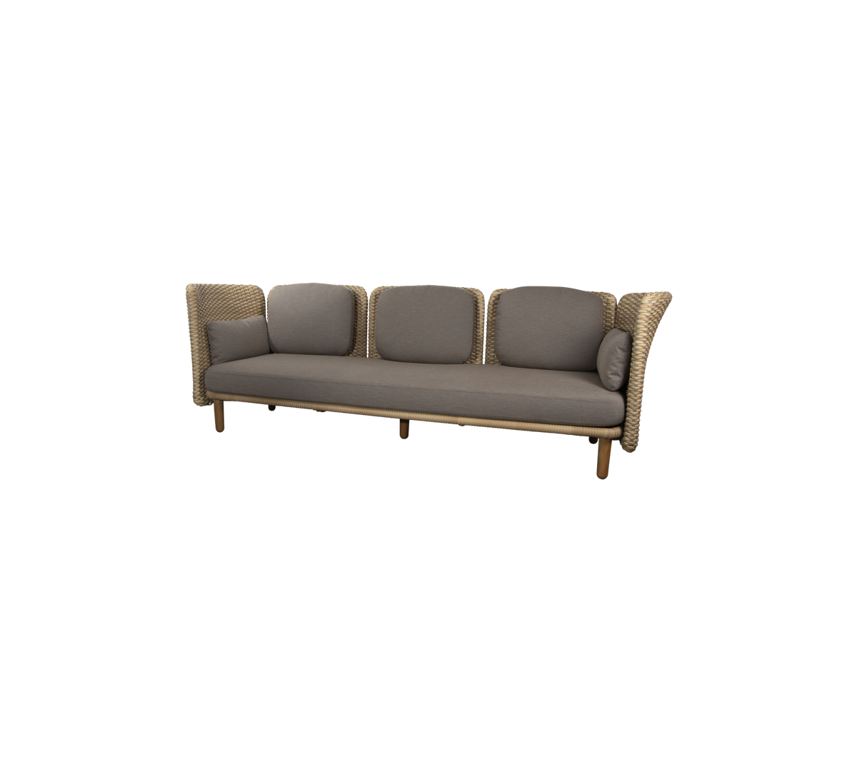 Ein stilvoller, viersitziger Sofa mit einem gewebten Design und plüschigen, neutral farbigen Kissen für Komfort und Eleganz.