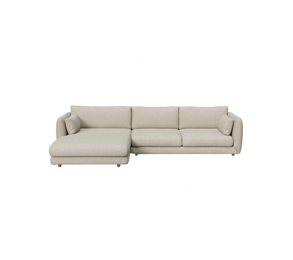 Hellbraunes modernes Sofa mit einer geräumigen Chaiselongue.