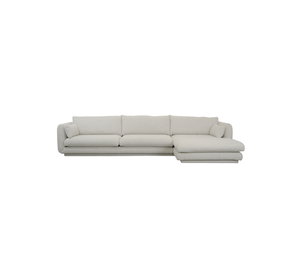 Moderne sandfarbenes Sofa mit einem klaren Design.