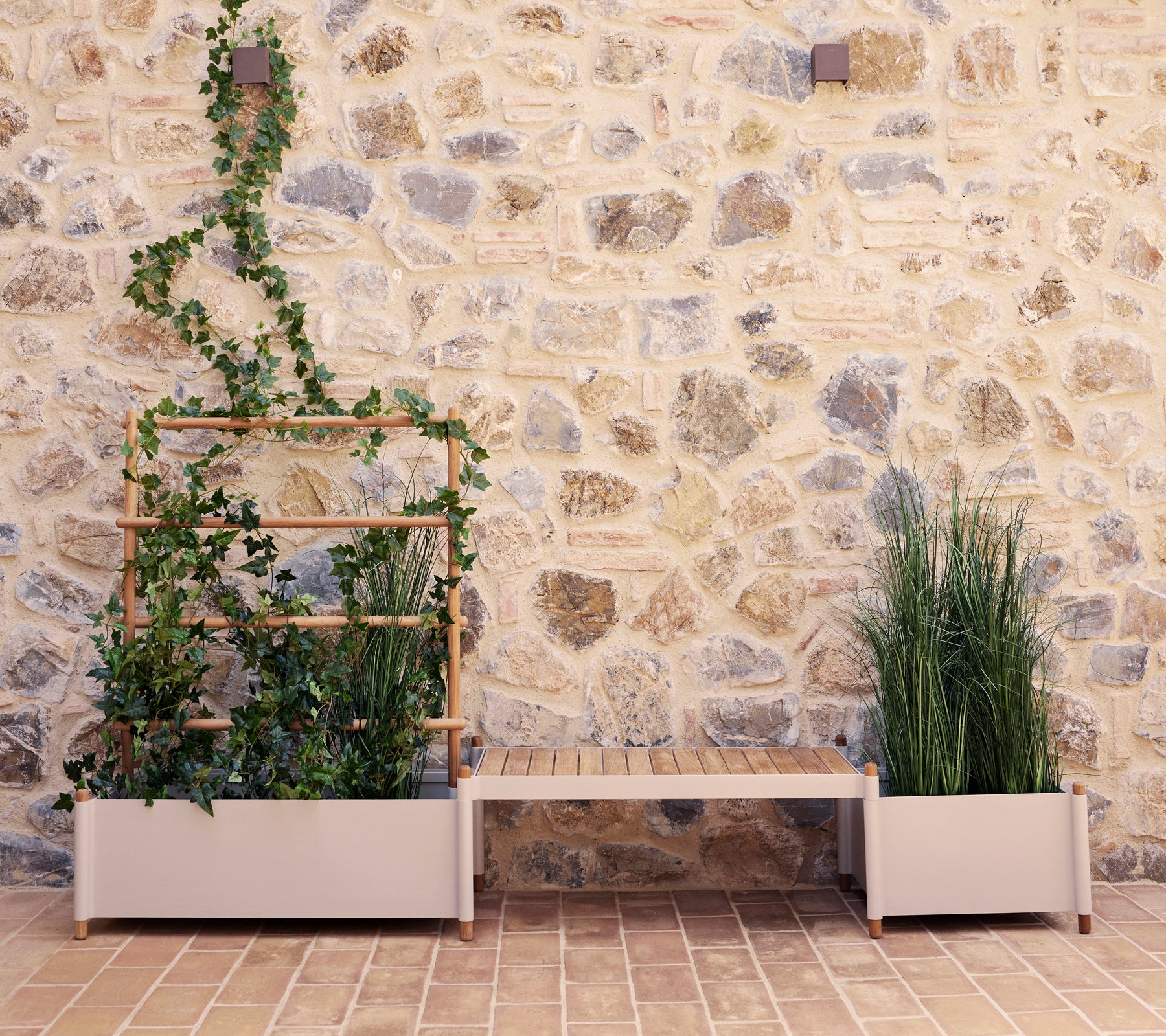 Cane-line Sticks planter w/ bench